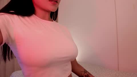 Emilia Big Boobs online show from January 2025 05:10:01 PM