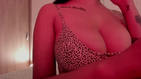 Emilia Big Boobs online show from January 2025 08:22:01 PM