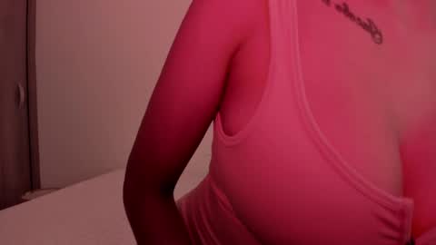 Emilia Big Boobs online show from January 2025 01:56:02 PM