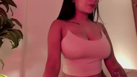 Emilia Big Boobs online show from March 2025 03:56:01 PM