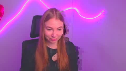 Emilia online show from March 2025 06:06:02 AM