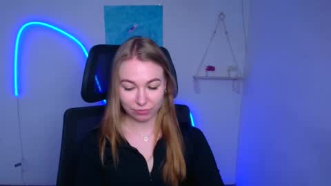 Emilia online show from February 2026 12:54:01 PM