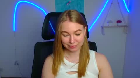 Emilia online show from May 2026 05:36:02 AM
