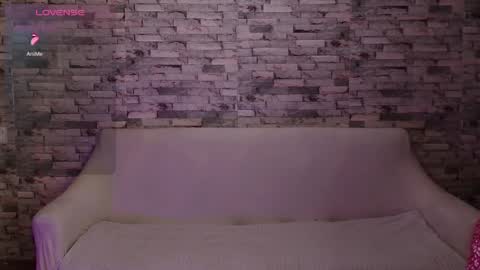 Amili online show from March 2026 03:34:02 PM