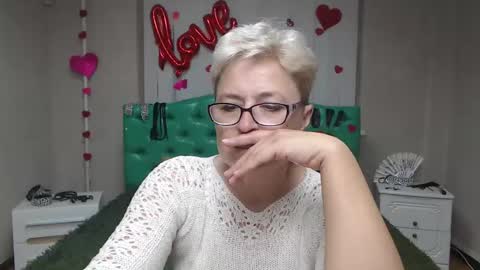 EmiliaGree online show from September 2025 06:45:01 PM