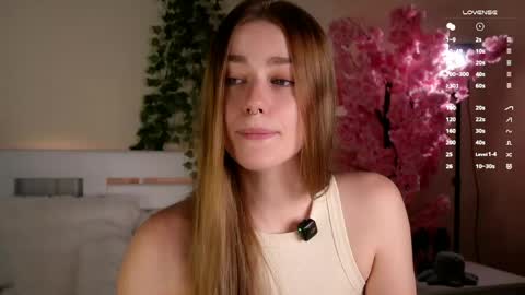 Snapshot of emiliaheather chatting on May 2026 09:02:01 AM Tessa online show from May 2026 09:02:01 AM