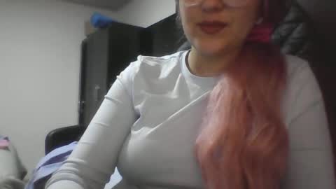 emiliahoney online show from July 2026 09:21:02 PM