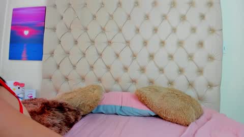 emilieandblake online show from January 2025 02:52:01 PM