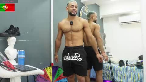 Snapshot of emilio_brandon chatting on June 2026 12:22:01 PM Emilio online show from June 2026 12:22:01 PM