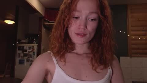 Emi  online show from October 2025 02:16:01 PM