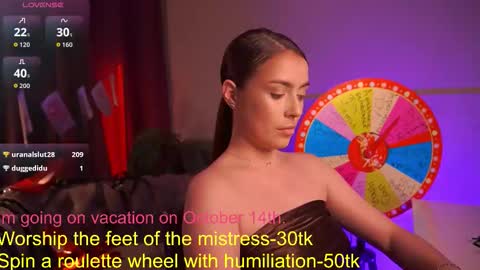  Emiliya  online show from October 2025 01:09:01 PM