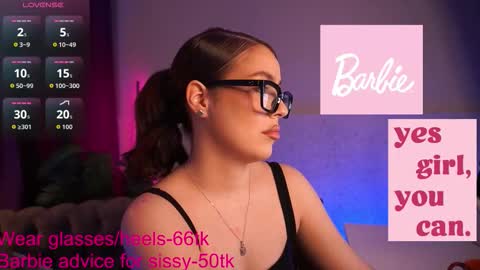  Emiliya  online show from November 2025 01:11:01 PM