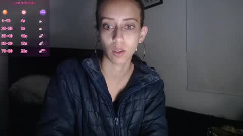 Emilly Gomez online show from February 2025 11:05:01 AM