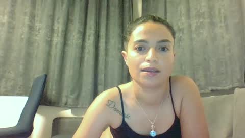 Snapshot of emilly_daniel chatting on June 2026 11:38:02 PM Emilly and Daniel online show from June 2026 11:38:02 PM
