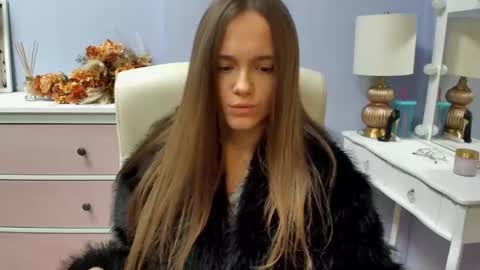 Emilly online show from March 2026 07:52:02 AM