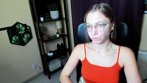 Emilly online show from February 2025 06:24:02 PM