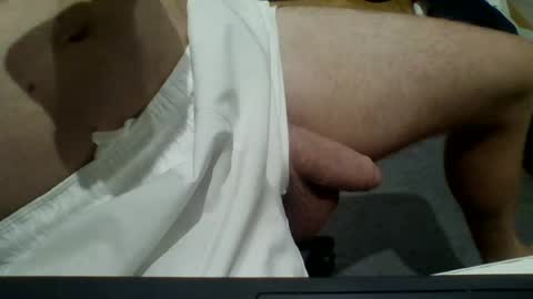 Snapshot of emilmirror chatting on June 2026 07:40:01 PM emilmirror online show from June 2026 07:40:01 PM