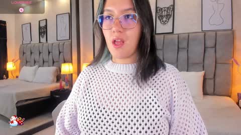 Emily online show from December 2024 04:18:02 AM