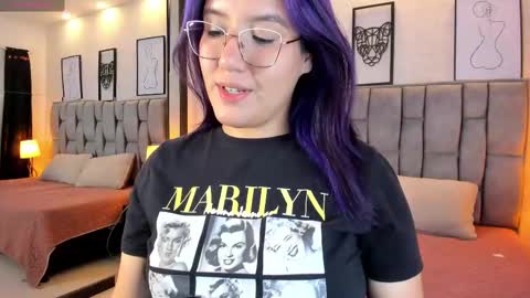 Emily online show from February 2025 08:11:02 AM