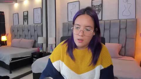 Emily online show from February 2025 08:31:02 AM