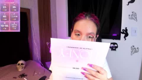 Emily online show from October 2025 04:02:02 AM