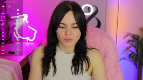 Snapshot of emily___cute chatting on December 2024 06:52:02 PM Emily Cute online show from December 2024 06:52:02 PM