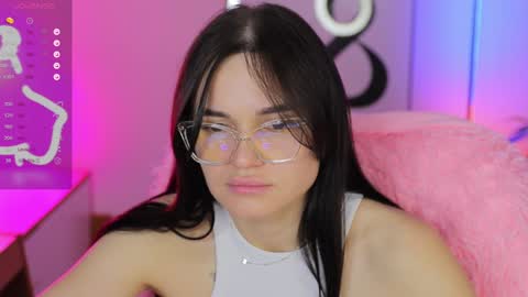 Snapshot of emily___cute chatting on December 2024 05:47:02 PM Emily Cute online show from December 2024 05:47:02 PM