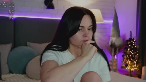 Snapshot of emily___cute chatting on December 2024 06:29:01 PM Emily Cute online show from December 2024 06:29:01 PM