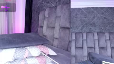 Emily online show from October 2025 12:04:02 PM