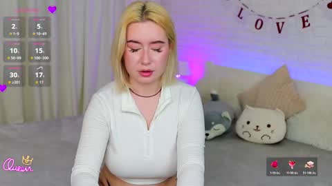 Snapshot of emily__bliss chatting on February 2026 02:46:01 PM Emily Bliss online show from February 2026 02:46:01 PM