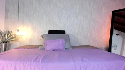 Emily online show from December 2024 11:41:01 AM