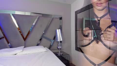 emily_bae online show from February 2025 05:58:02 PM