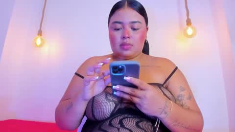 Snapshot of emily_cooper20_ chatting on February 2025 08:25:01 PM Emily online show from February 2025 08:25:01 PM