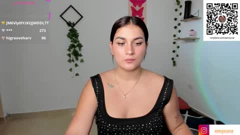 Snapshot of emily_coraline chatting on December 2024 08:11:01 PM Emily online show from December 2024 08:11:01 PM