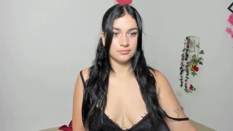 Snapshot of emily_coraline chatting on October 2025 02:06:02 PM Emily online show from October 2025 02:06:02 PM