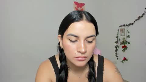 Snapshot of emily_coraline chatting on November 2025 03:02:01 PM Emily online show from November 2025 03:02:01 PM