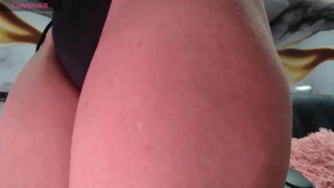 emily fox 3 online show from March 2025 11:44:02 AM