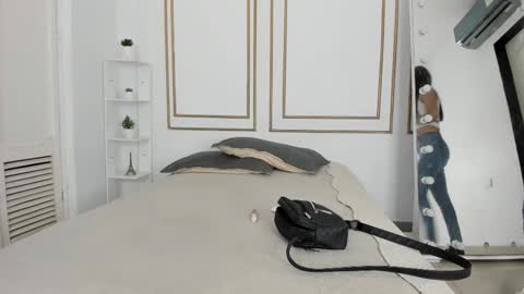 Snapshot of emily_gaviria1 chatting on March 2026 11:49:01 AM emily_gaviria1 online show from March 2026 11:49:01 AM