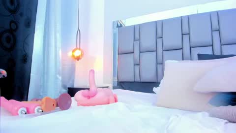 Emi  online show from January 2025 04:16:01 PM