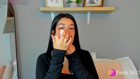 Snapshot of emily_haze chatting on February 2025 11:10:01 AM Emily online show from February 2025 11:10:01 AM