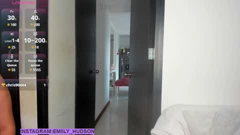 Snapshot of emily_huddson_ chatting on February 2025 06:56:02 PM independet model online show from February 2025 06:56:02 PM