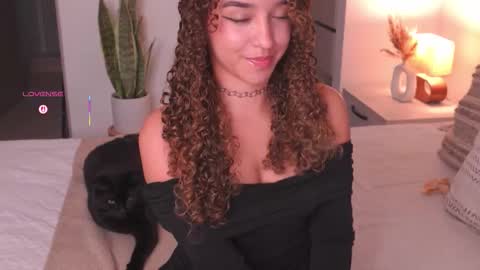 Juliana online show from January 2026 10:46:02 PM