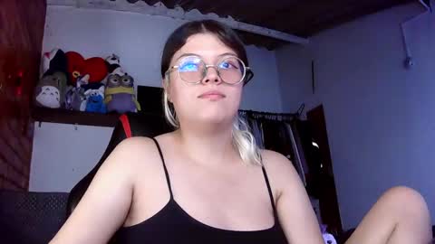 Julieta online show from February 2025 06:26:02 PM