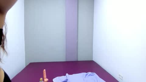 emily_latin_sexy online show from April 2026 01:27:01 PM