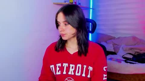 emily_lindey online show from October 2025 03:10:02 AM