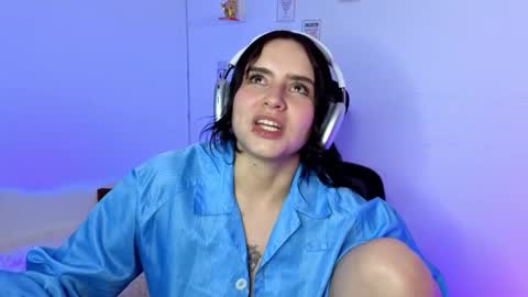 Snapshot of emily_lindey_ chatting on February 2026 07:51:01 AM Emily Lindey online show from February 2026 07:51:01 AM