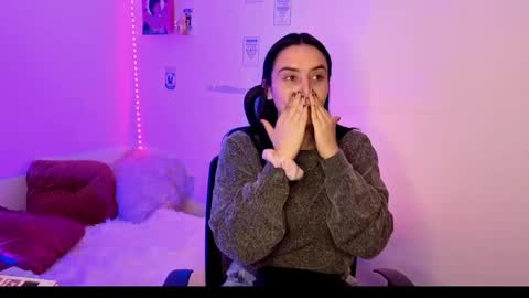 Snapshot of emily_lindey_ chatting on May 2026 03:03:02 AM Emily Lindey online show from May 2026 03:03:02 AM
