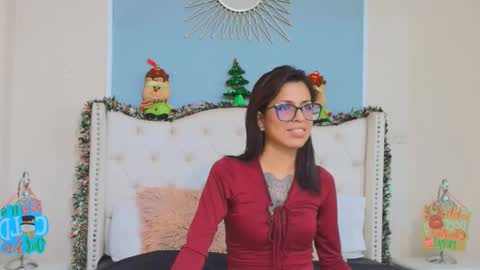 Emily online show from November 2025 09:08:01 PM