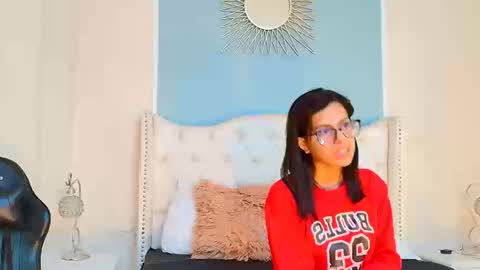 Emily online show from January 2026 09:18:02 PM