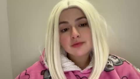 emily_morning_dew online show from December 2025 01:59:02 PM